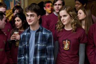 If anyone knows where I can buy the shirt Hermione is wearing, please let me know.