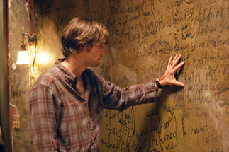 Russell Crowe's not the only guy who can play with numbers on a wall!