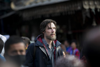 Ah, the Christian Bale look. 