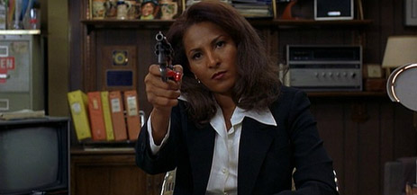Pam Grier is a staunch defender of the work of Quentin Tarantino. 